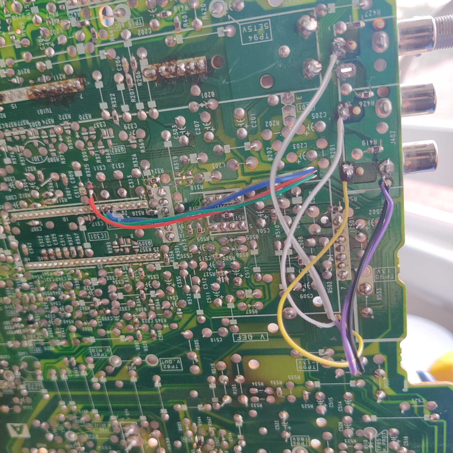 RGB, Sync and Audio wires